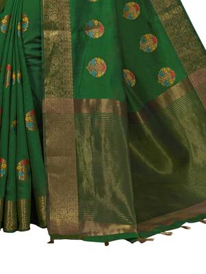 Green woven cotton silk saree with blouse 3