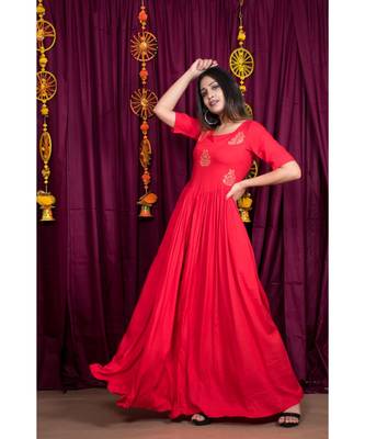 Red embroidered rayon gown 3