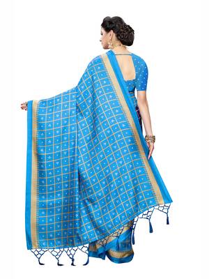 Blue printed cotton silk saree with blouse 4