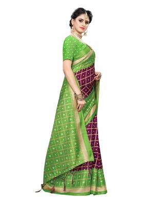 Green printed cotton silk saree with blouse 3