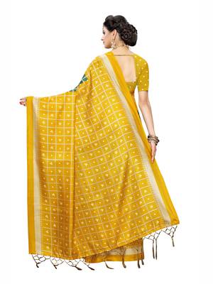 Yellow printed cotton silk saree with blouse 4
