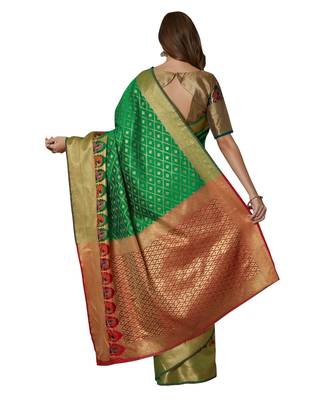 Green Woven Silk blend saree with blouse 2