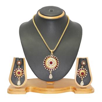 Maroon Pendants 1