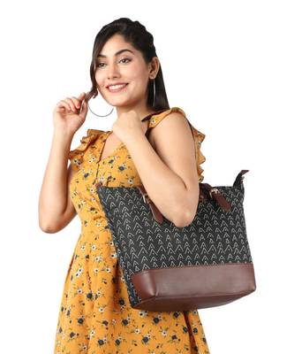 Black Canvas Tote 1