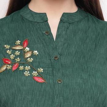 women's embellished/solid straight rayon green kurti 5