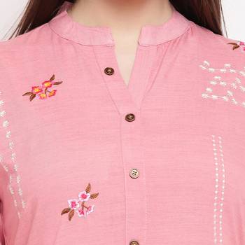 women's embroidered/solid straight rayon light pink kurti 5