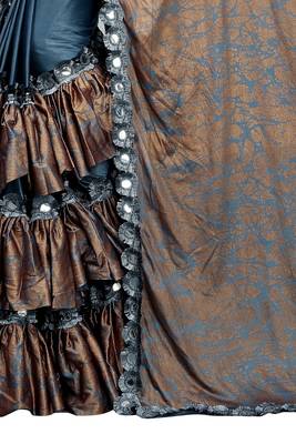 Grey woven lycra saree with blouse 4