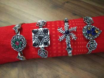 Set Of 4 Bracelet Designs 1