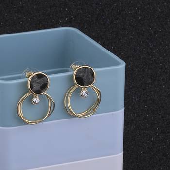 Amzaing  Gold Plated Stylish  Party Wear Stud Earring For Women Girl 1