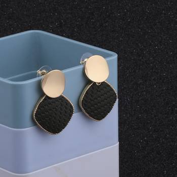 Stylish Party Wear Different Designe Studs Earring For Women Girl 1
