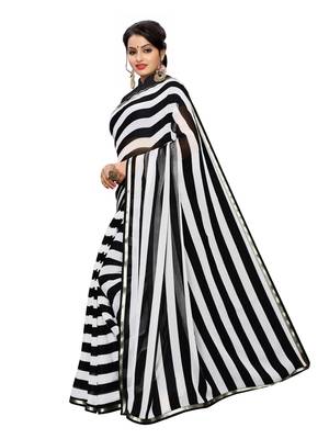 Black Printed Chiffon Saree With Blouse 2