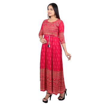 Red printed cotton long-kurtis 3