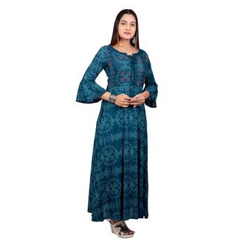 Turquoise printed cotton long-kurtis 4