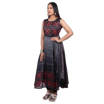 Grey printed rayon long-kurtis 3