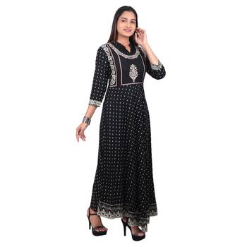 Black printed cotton long-kurtis 4