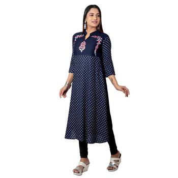 Navy-blue printed cotton long-kurtis 3