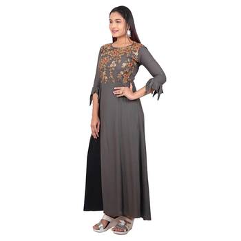 Black plain cotton long-kurtis 3
