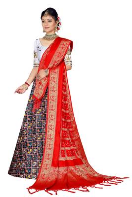 Navy-blue digital print silk semi stitched lehenga 3