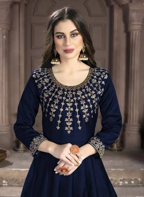 Dark-blue embroidered silk salwar 2