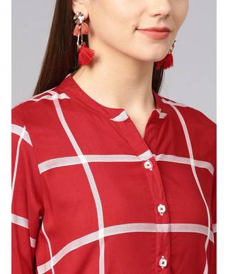 Women Red Geometric straight Yarn Dyed Rayon Kurta 4