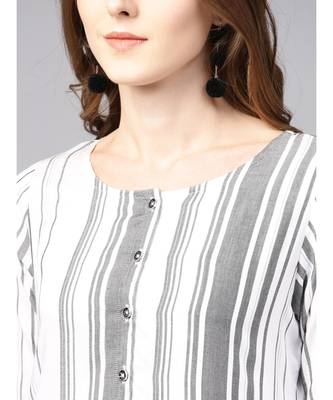 Women White Geometric A-Line Yarn Dyed Rayon Dress 4