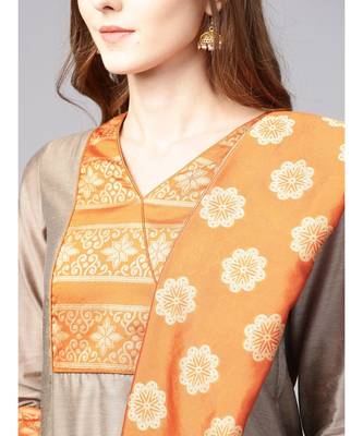 Women Beige & Mustered Solid Straight Chanderi Kurta With Pant brocade Dupatta 4