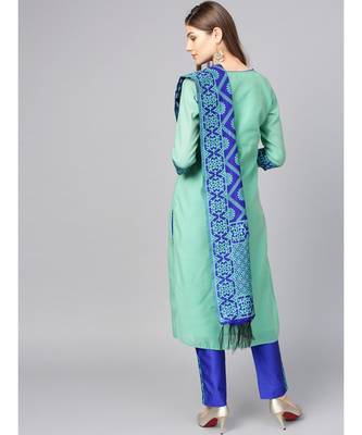 Women Green & Blue Solid Straight Chanderi Kurta With Pant brocade Dupatta 3