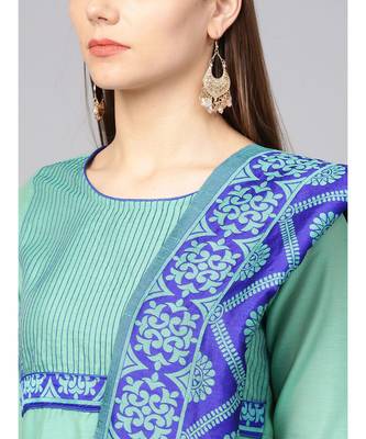 Women Green & Blue Solid Straight Chanderi Kurta With Pant brocade Dupatta 4
