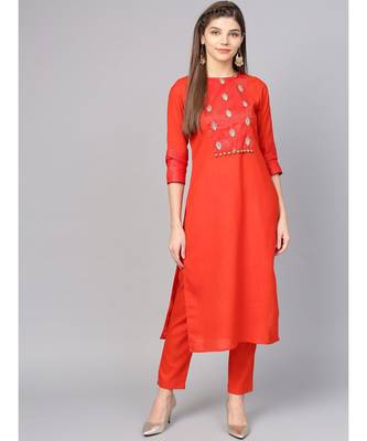 Women Red Solid Straight Rayon Kurta With Pant 1