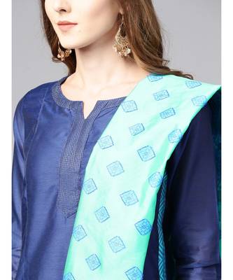 Women Blue & Green Solid Straight Chanderi Kurta With Pant brocade Dupatta 4
