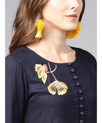 Women navy blue a-line Rayon Top 4