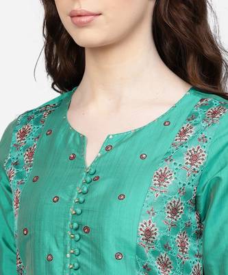 Women Green Embroidered Straight Chandery Kurta With Pant 5