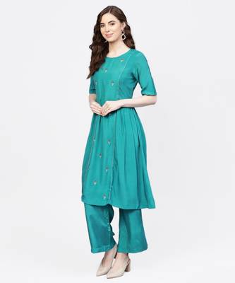 Women Rama Green Embroidered Straight Viscose Musline Kurta With Palazzo And Net Dupatta 4