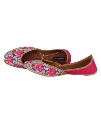 Pink Punjabi Juttis, Pink Ballet Shoes, Indian Bridal Shoes, Indian Khussa Shoes 3
