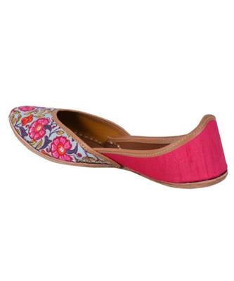 Pink Punjabi Juttis, Pink Ballet Shoes, Indian Bridal Shoes, Indian Khussa Shoes 4