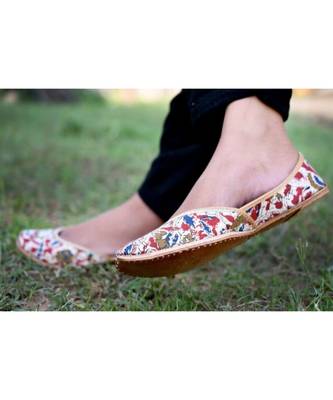 Women Punjabi Leather Kalamkari Footwear, Indian Ethnic Shoes, Punjabi Mojari 5