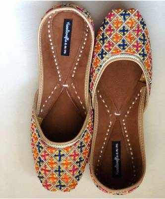 Gold Embroidered Party Shoes, Gift for Woman, Sister Gift, Punjabi Women Mojaris 1