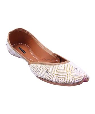 Bridal White Beaded Shoes, Wedding Pearl Shoes, Embellished White Moti Jutti 5