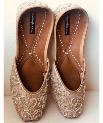 Rose Gold Beaded Bridal Shoes, Copper Women Wedding Shoes, Indian Ethnic Shoes 2