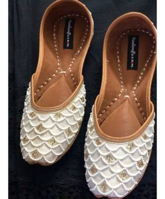 White Embellished Wedding Shoes,White Beaded Bridal Footwear,Ethnic Indian Shoes 1
