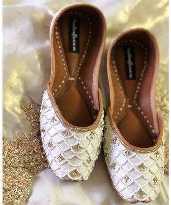 White Embellished Wedding Shoes,White Beaded Bridal Footwear,Ethnic Indian Shoes 4