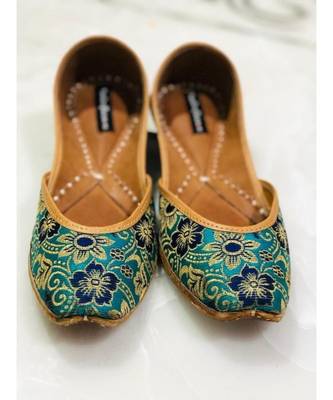 Bridal Shoe, Green Floral Printed Shoes, Women Punjabi Jutti,Indian Ethnic Shoes 1
