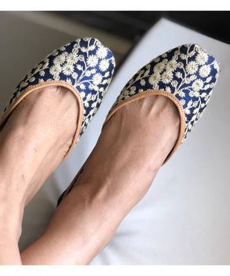 Blue Bridal Shoes, Blue Ballet Shoes, Blue Wedding Shoes, Embroidered Juttis, Indian Shoes Mojaris/Jutti/ Khussa 4
