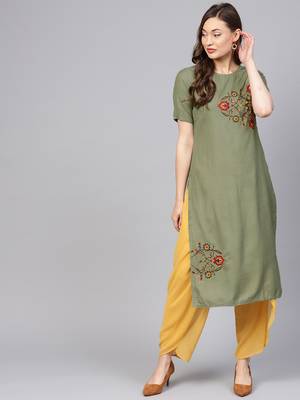 Women Olive Solid Straight Handloom Kurta 1