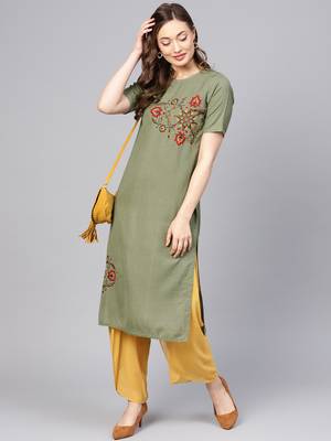 Women Olive Solid Straight Handloom Kurta 2