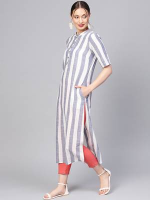 Women Blue Geometric Straight Yarn Dyed Cotton Kurta 4