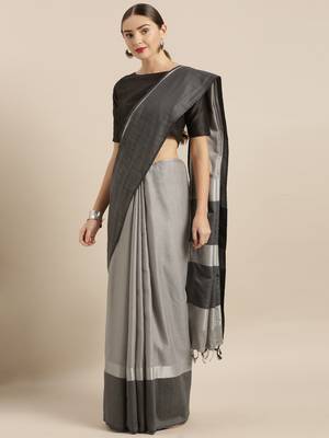 Black plain linen saree with blouse 1