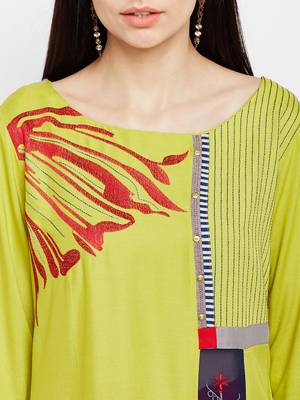 Green woven rayon kurtas-and-kurtis 5
