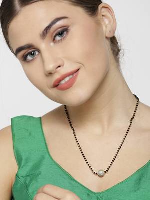 Gold cubic zirconia mangalsutra 2