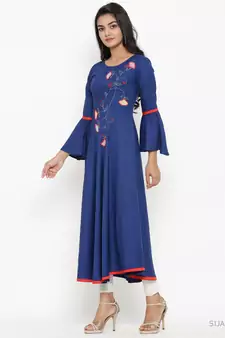 Women'S Rayon Solid Applique Work Anarkali Kurta (Blue)